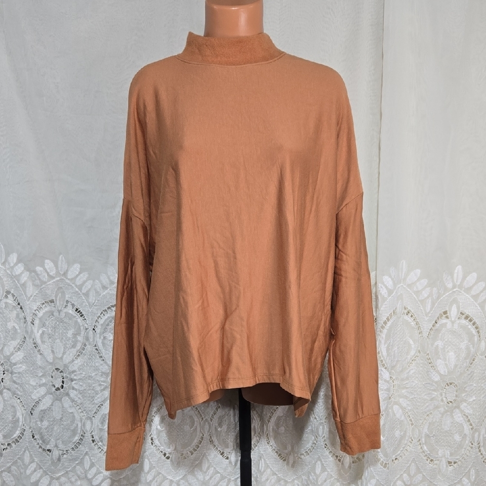 BKE Almond Brown Long Sleeve High Neck Shirt/Top Sz Large NWT